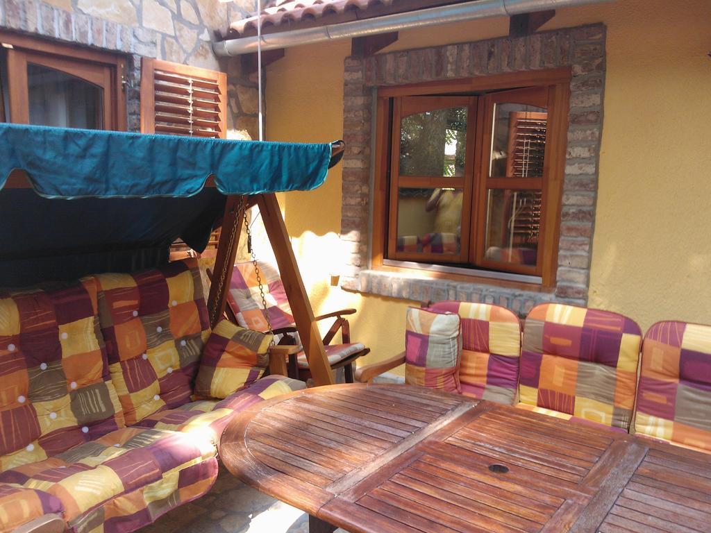 Mediterran Apartmanhaz ซานโตด ภายนอก รูปภาพ